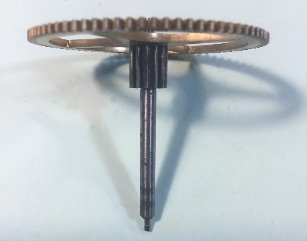 axe-rouillé-horlogerie-yann-beysson