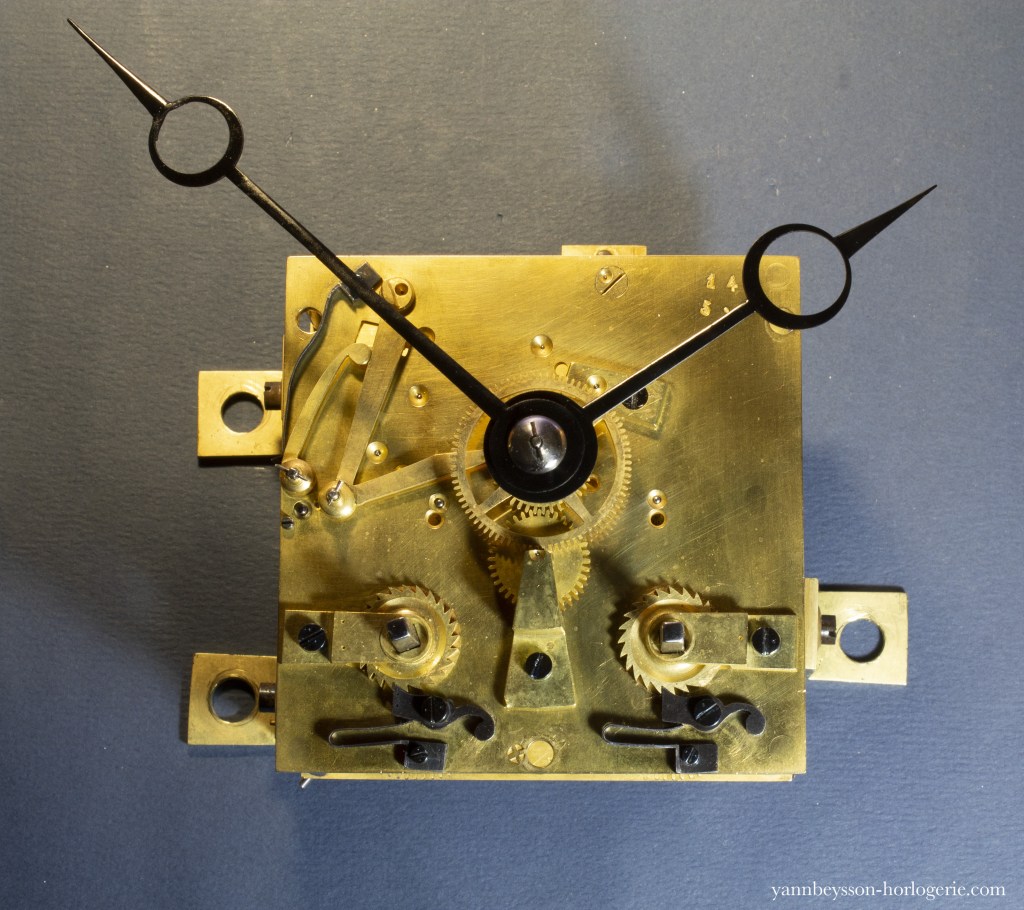horlogerie-yann-beysson-pendule-mouvement